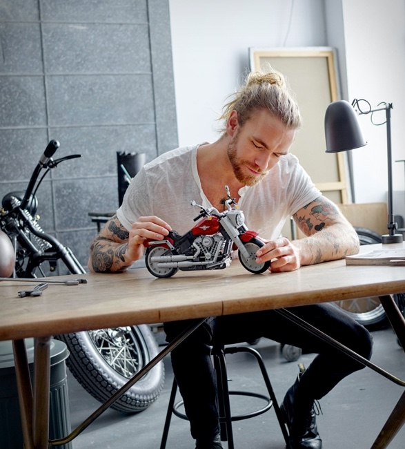 lego-harley-davidson-fat-boy-8.jpg