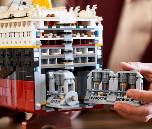 lego-titanic-4.jpg | Image