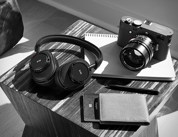 Leica x Master & Dynamic Headphones Leica x Master & Dynamic Headphones