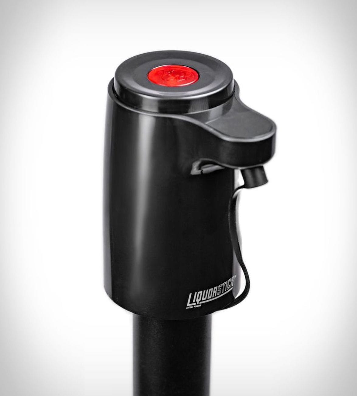 liquorstick-golf-bag-drink-dispenser-4.jpg | Image