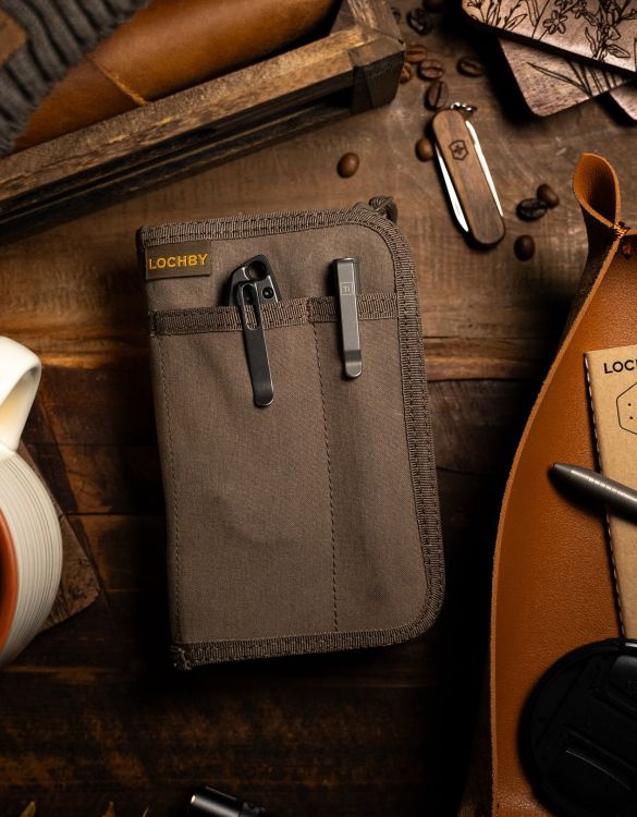 lochby-everyday-carry-essentials-2.jpg | Image