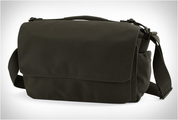 lowepro-pro-messenger-200-av-2.jpg | Image