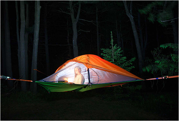 luci-inflatable-solar-lantern-8.jpg