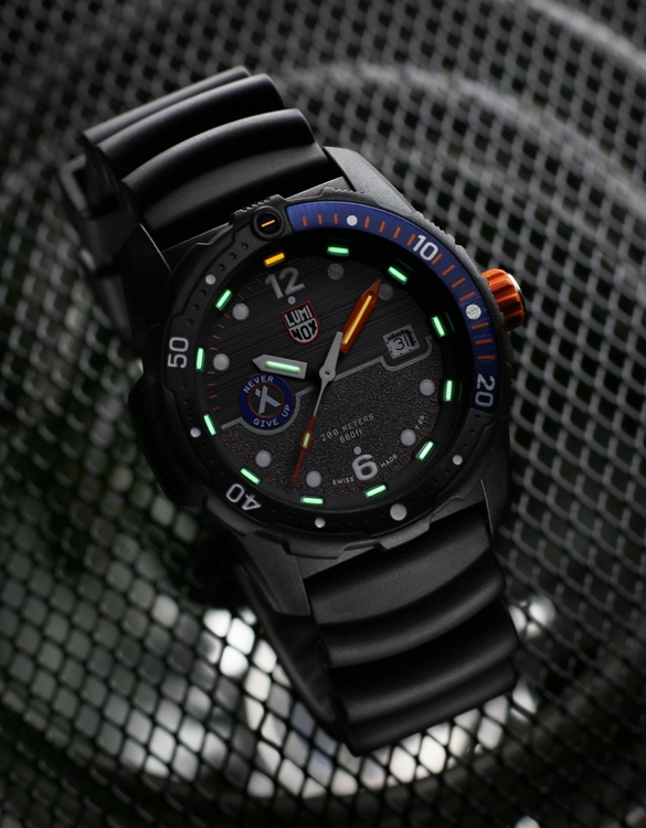 luminox-bear-grylls-collection-8.jpg