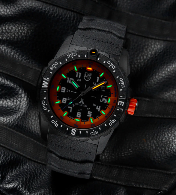 luminox-bear-grylls-mountain-series-10.jpeg