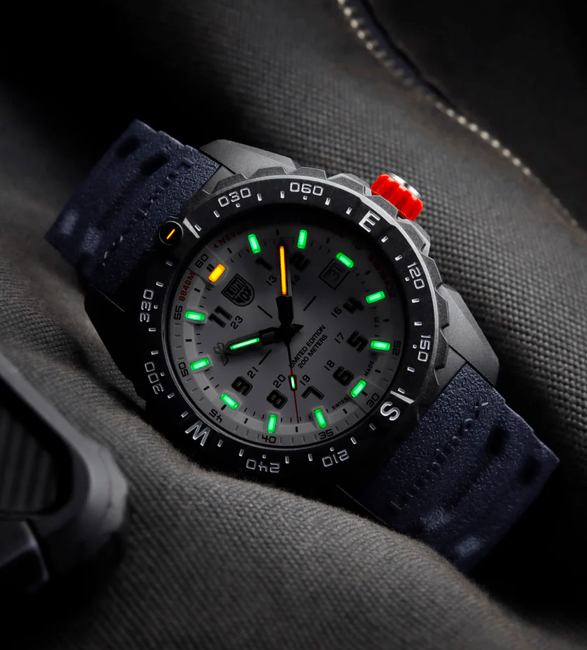 luminox-bear-grylls-mountain-series-8.jpeg