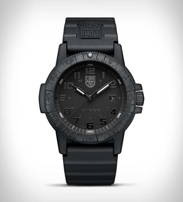 luminox-sea-turtle-giant-4.jpg | Image