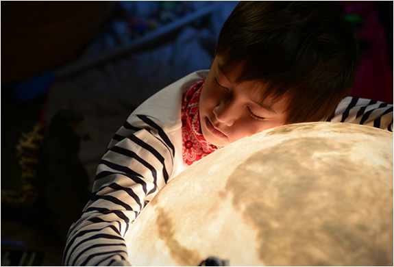 luna-moon-lantern-10.jpg