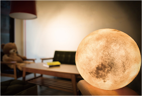 luna-moon-lantern-7.jpg