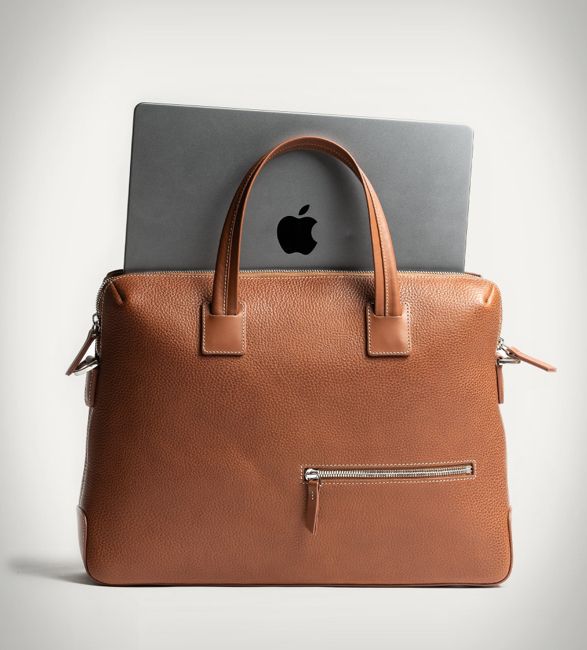 lundi-valentin-briefcase-2.jpg | Image