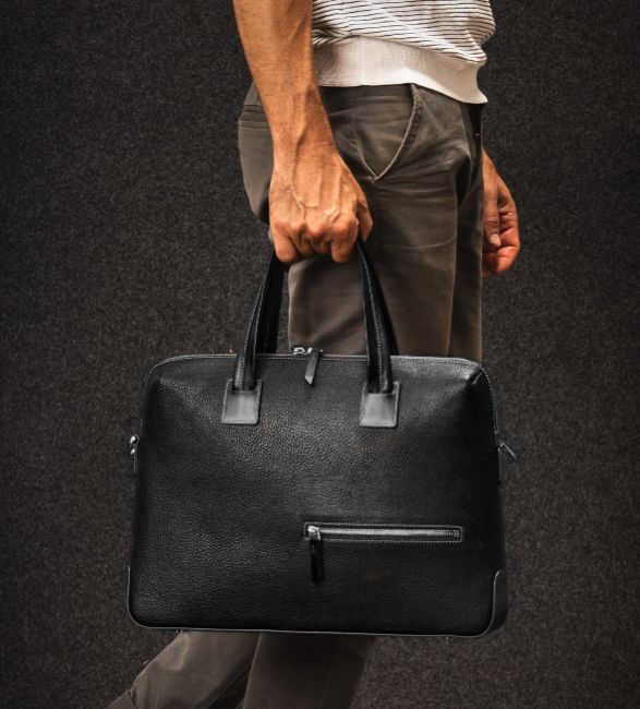 lundi-valentin-briefcase-6.jpg | Image