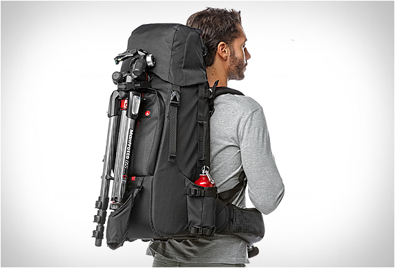 manfrotto-pro-light-camera-backpack-8.jpg