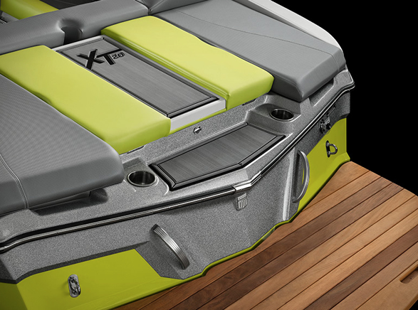 mastercraft-xt20-powerboat-7.jpg