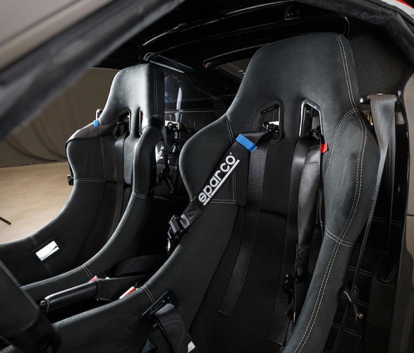 mat-stratos-coupe-12.jpg