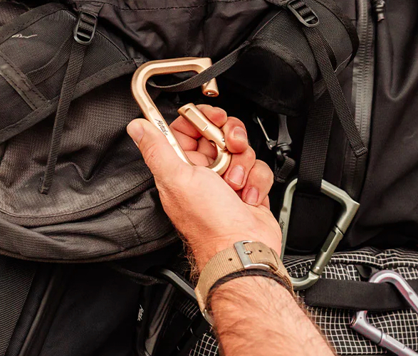 matador-betalock-locking-travel-carabiner-5.jpeg | Image