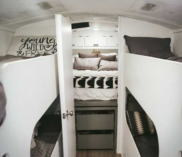 mayes-school-bus-conversion-8.jpg