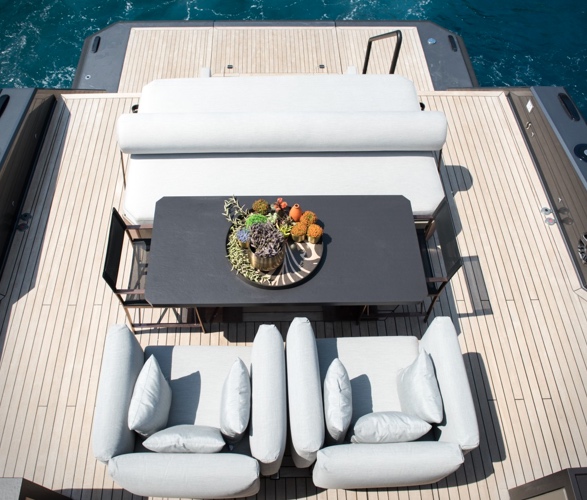 mazu-82-yacht-9.jpg