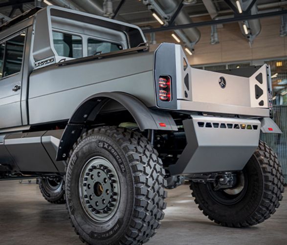 mercedes-benz-80th-anniversary-unimog-3.jpg | Image