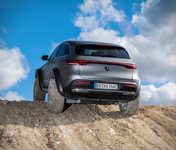 mercedes-ecq-4x4-7.jpg