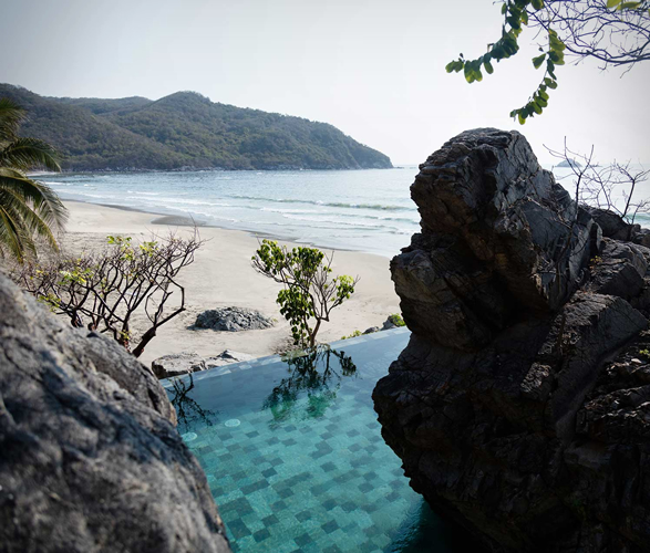 mexican-beachfront-cabana-11.jpg
