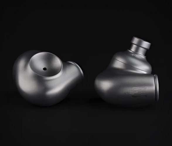 meze-audio-astru-earphones-3.jpg | Image