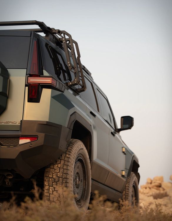 mhero-1-electric-suv-7.jpg | Image