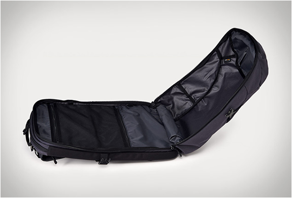 minaal-carry-on-bag-4.jpg | Image