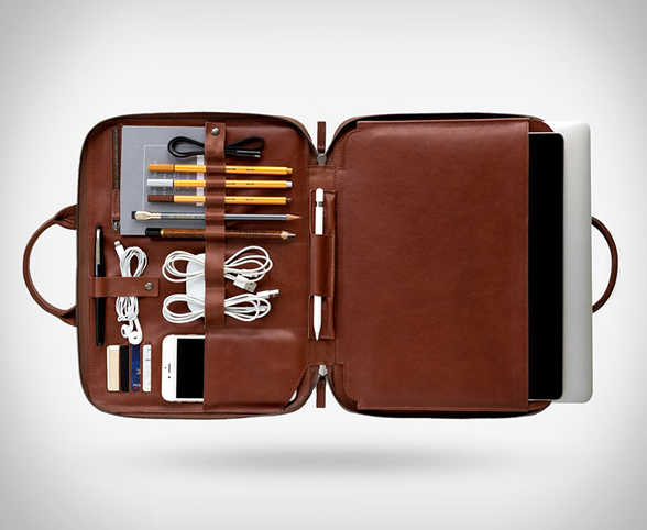 mod-laptop-3-3.jpg | Image