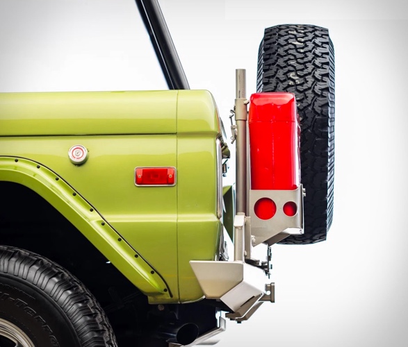 modified-1973-ford-bronco-7.jpg