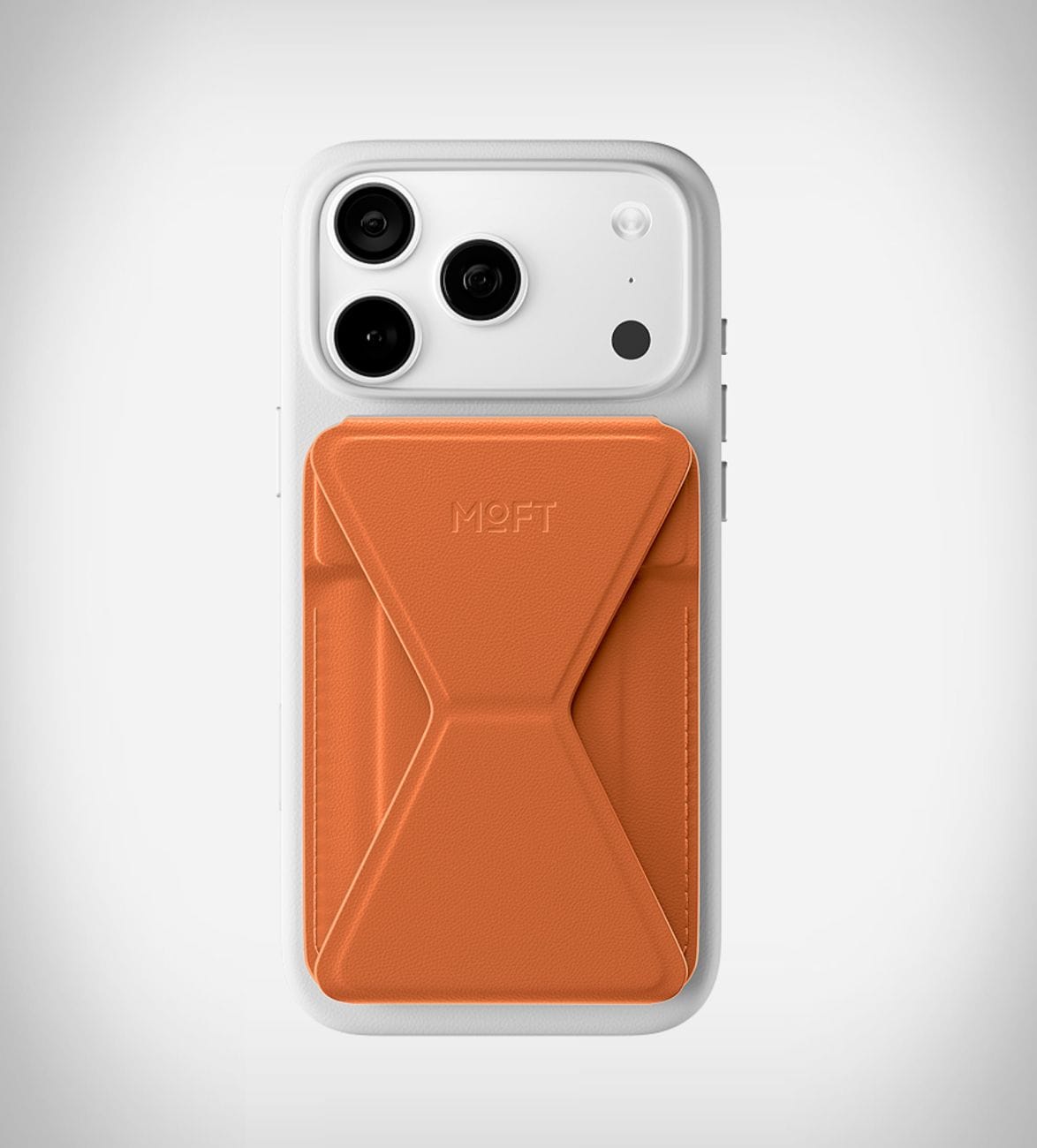 moft-snap-on-phone-stand-and-wallet-2.jpg | Image