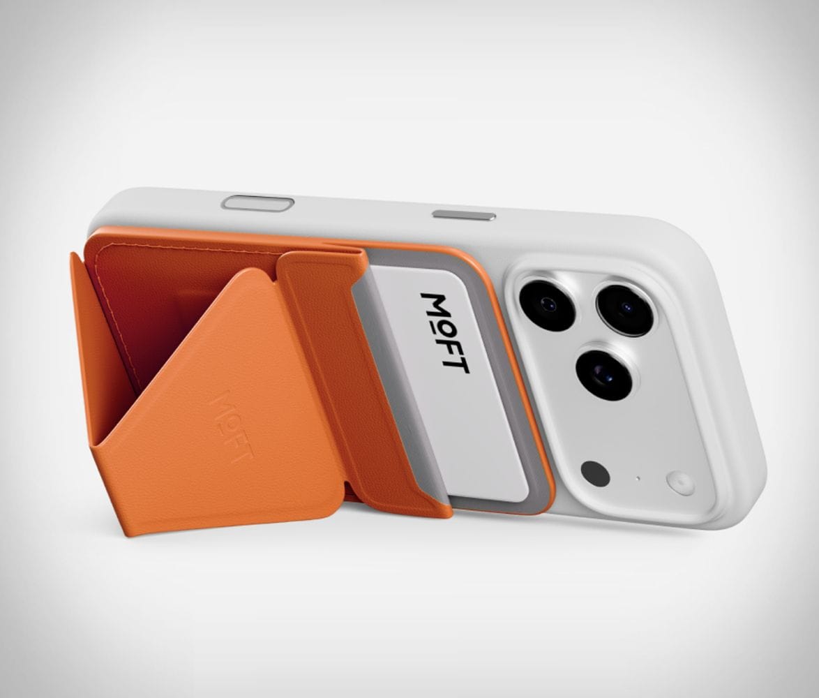 moft-snap-on-phone-stand-and-wallet-4.jpg | Image