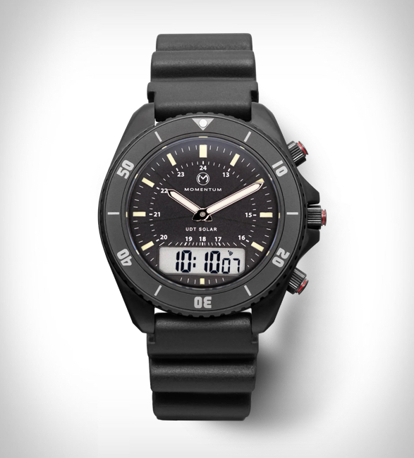 momentum-udt-solar-watch-4.jpg | Image