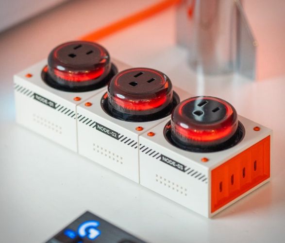 moonbase-charging-station-3.jpg | Image