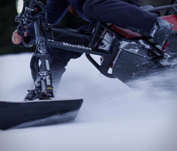 moonbikes-electric-snow-bike-7.jpg