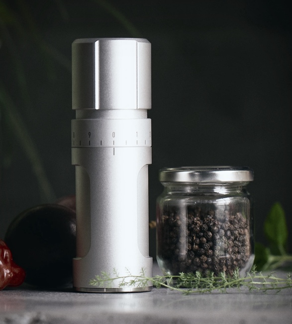 moulin-pepper-grinder-3.jpg | Image