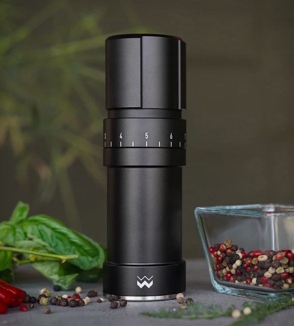moulin-pepper-grinder-5.jpg | Image
