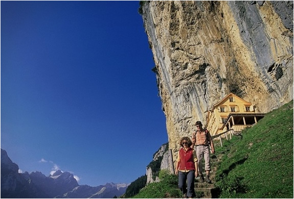 mountain-guest-house-switzerlend-5.jpg | Image