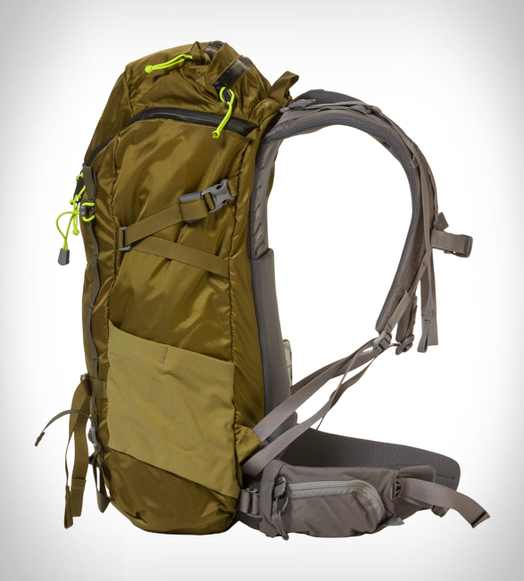 mystery-ranch-scree-outdoor-backpack-3.jpg | Image