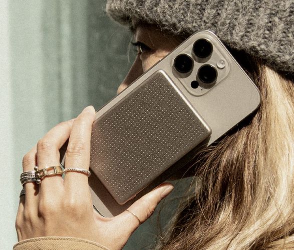 native-union-active-power-bank-3.jpg | Image