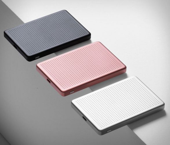 native-union-active-power-bank-6.jpg
