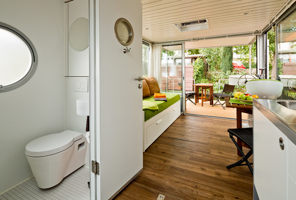nautilus-houseboats-8.jpg