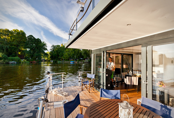 nautilus-houseboats-9.jpg