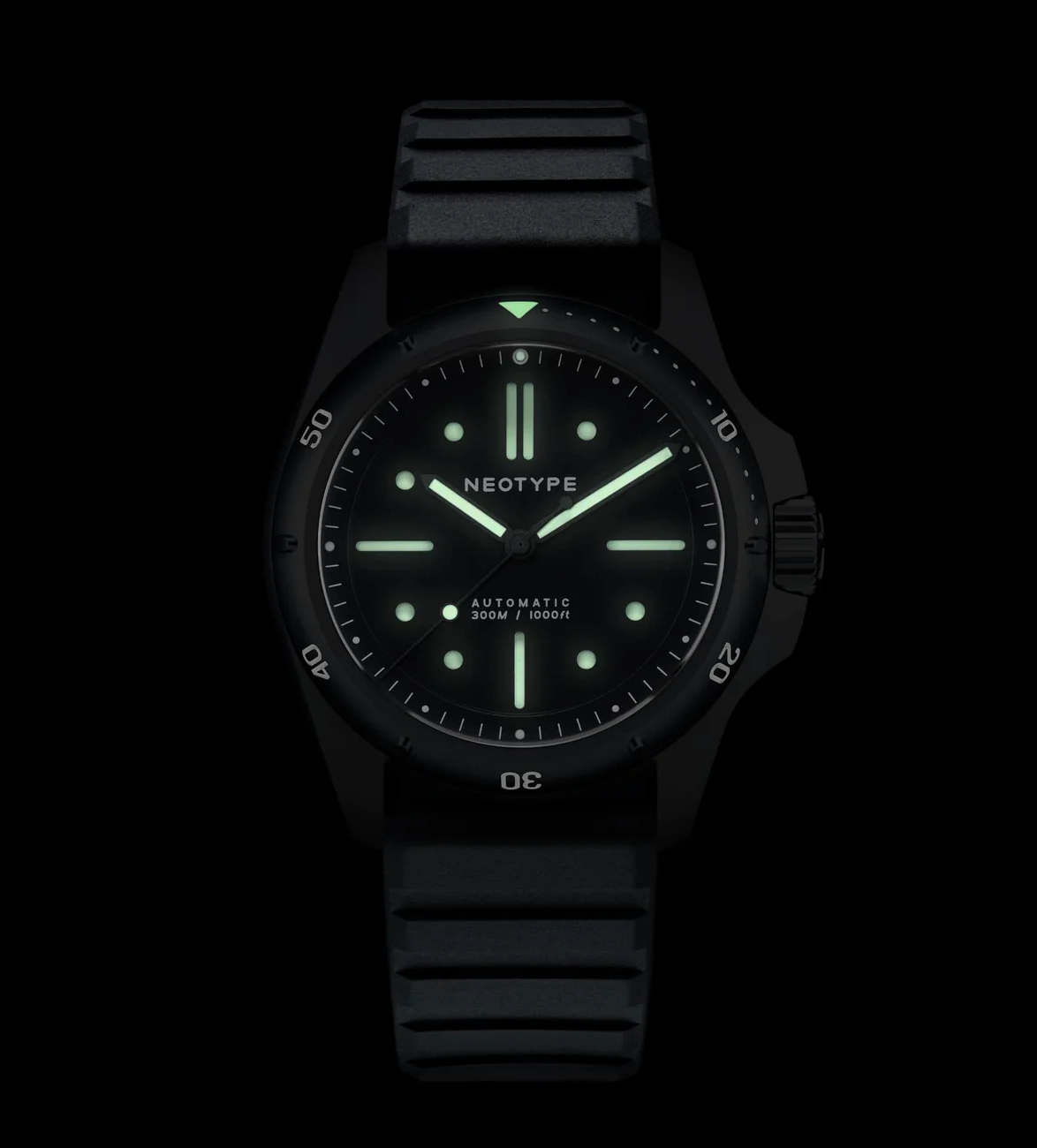 neotype-lm01-type-d-watch-7.jpg