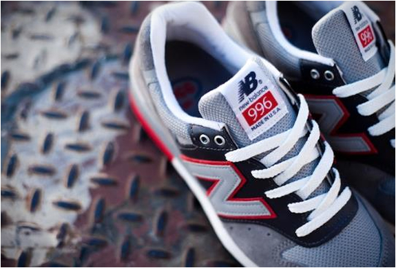 New balance 996 grey navy red outlet