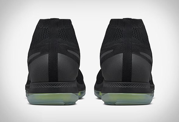 nikelab-zoom-triple-black-3.jpg | Image