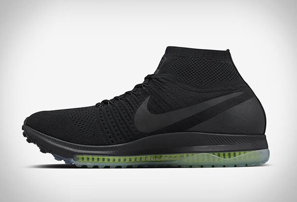 nikelab-zoom-triple-black-6.jpg