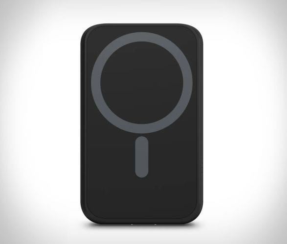 nimble-wally-pro-wireless-magnetic-portable-wall-charger-2.jpg | Image