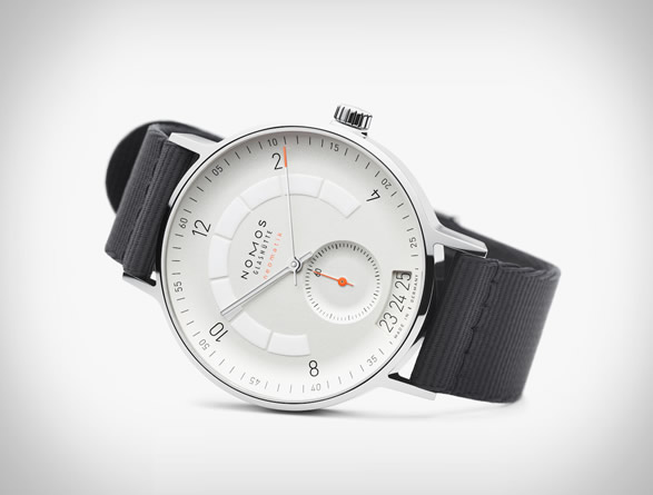 nomos-glashutte-autobahn-watch-5.jpg | Image