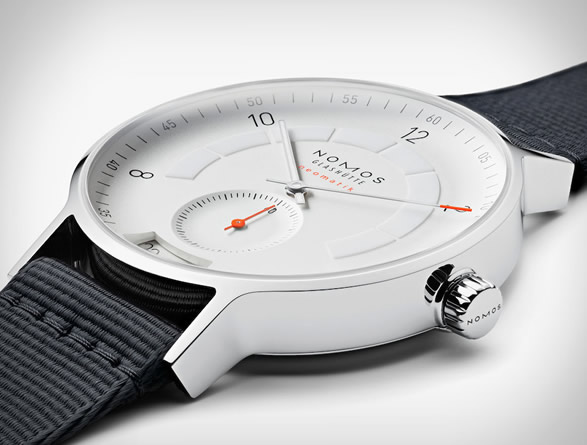 nomos-glashutte-autobahn-watch-6.jpg
