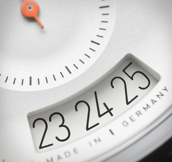 nomos-glashutte-autobahn-watch-7.jpg